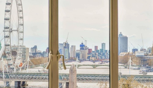 Luxury Room, 1 King Bed, River View