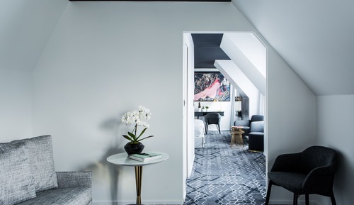 Suite