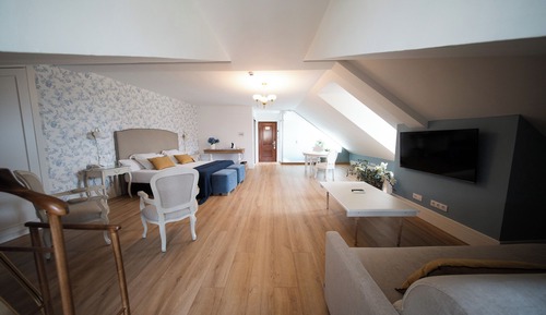 Superior Double Room (Deluxe)