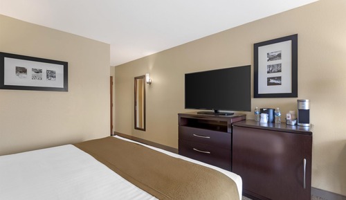 Standard Room, 1 Queen Bed, Accessible, Non Smoking