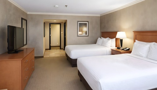 Standard Room, 2 Queen Beds, Non Smoking, Refrigerator