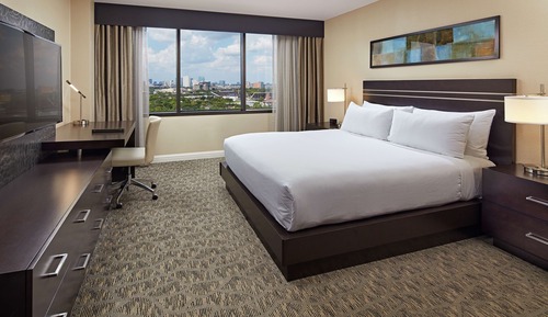 Suite, 1 King Bed, Non Smoking