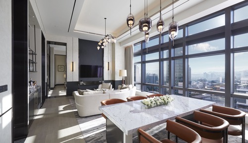 Suite (Ambassador)