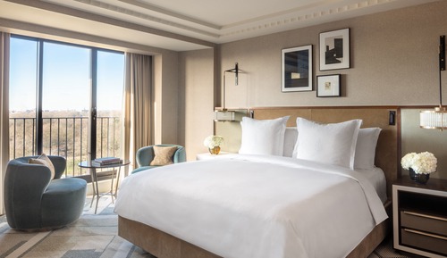 Premier Room
