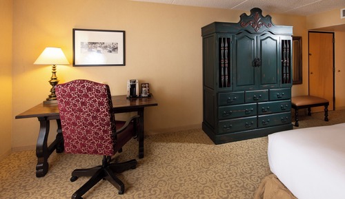 Superior Room, 1 King Bed