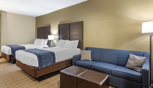 Suite, Multiple Beds, Non Smoking, No Pets