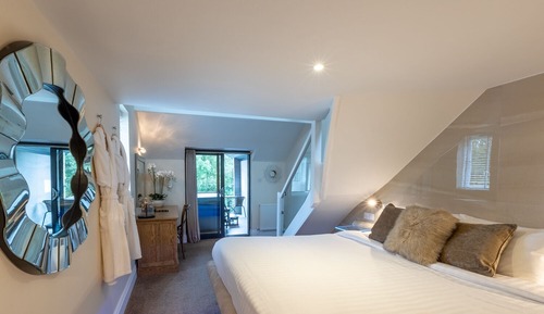 Roof Top Suite with Hot Tub (Adults Only) (DUPLEX)
