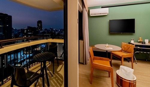 Executive Room (City Lights)