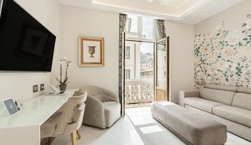 Suite, 1 King Bed with Sofa bed (Aleph)