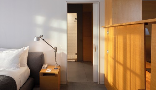 Room, Terrace (Gault)
