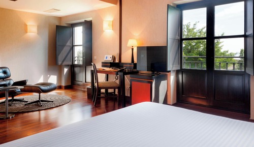 Junior Suite, 1 King Bed