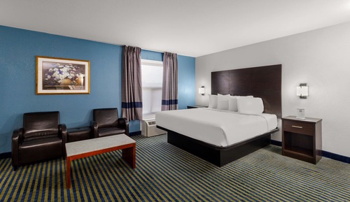 Suite, 1 King Bed, Non Smoking, Kitchenette