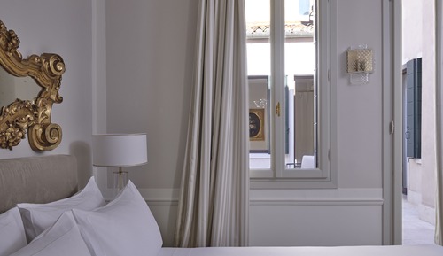Executive Suite, Terrace