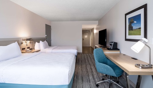Room, 2 Queen Beds, Balcony