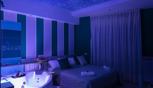 Junior Suite, Hot Tub