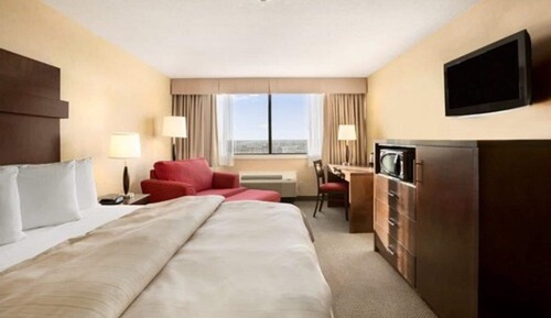 Deluxe Room, 1 King Bed