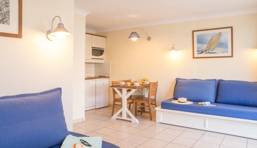 Studio for 3 people   Terrace