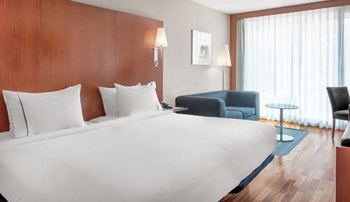 Superior Room, 1 King Bed