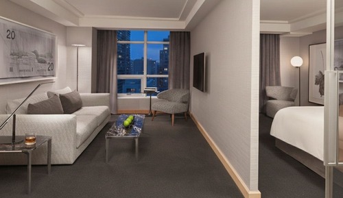 Premier Executive King Suite
