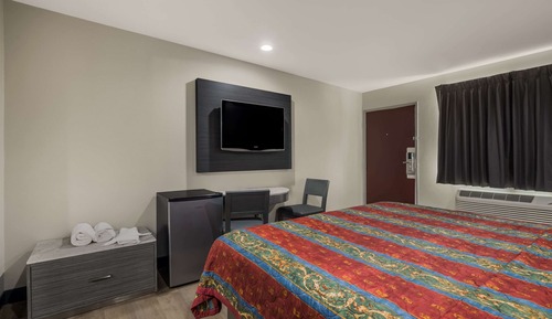 Room, 1 King Bed, Accessible, Non Smoking