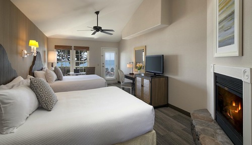 Room, Patio, Oceanfront (2 Queens)
