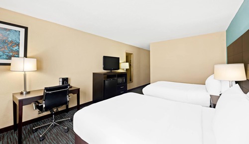Standard Room, 2 Double Beds, Non Smoking