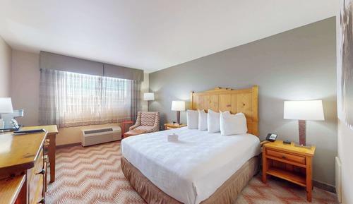 Standard Room, 1 Queen Bed, Non Smoking