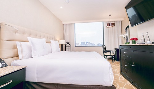 Deluxe Room, 1 King Bed