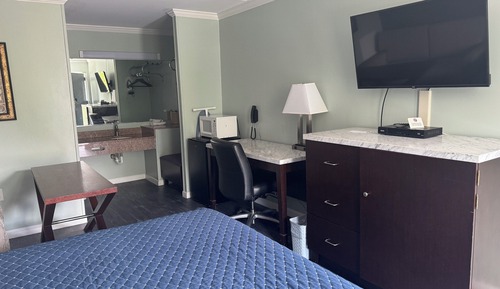 Deluxe Single Room