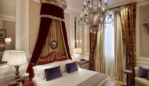 Deluxe Room, 1 King Bed