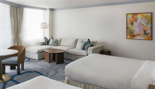 Deluxe Twin Room (Village Side)