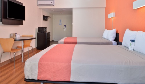 Room, 2 Double Beds, Smoking