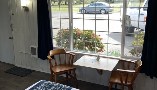 Standard Room, 1 Queen Bed, Kitchen, Ground Floor