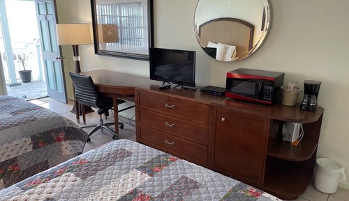 Standard Room, 2 Double Beds, Partial Ocean View
