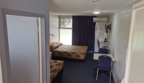Quad Room
