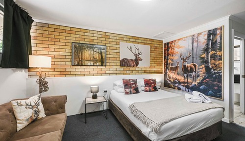 Queen Room
