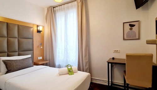 Classic Single Room
