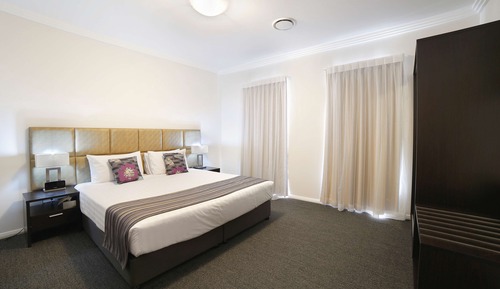 Suite, Multiple Beds, Non Smoking (Living Room)