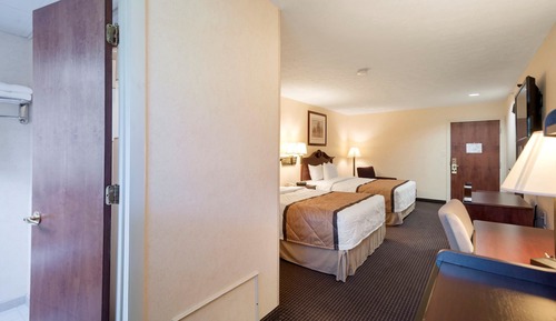 Standard Room, 2 Queen Beds, Non Smoking