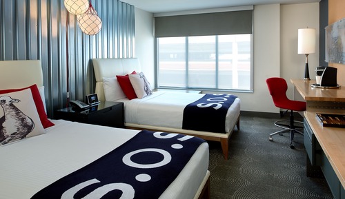 Room, 2 Double Beds, Roll-in Shower (Mobility Accessible)
