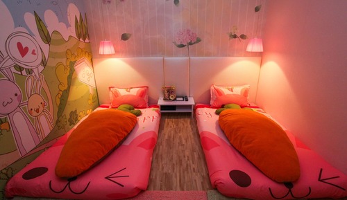 Cartoon Room 