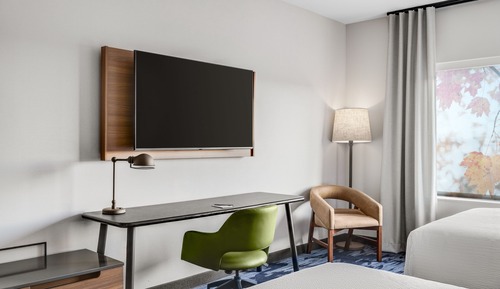 Room, 2 Queen Beds, Accessible Bathtub