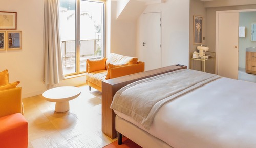 Signature Suite