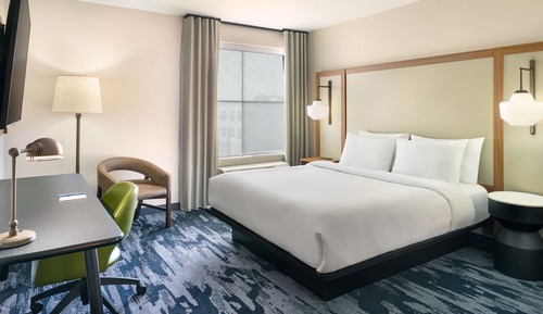 Room, 1 King Bed, Hearing Accessible
