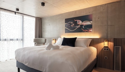 Junior Suite, Pool Access