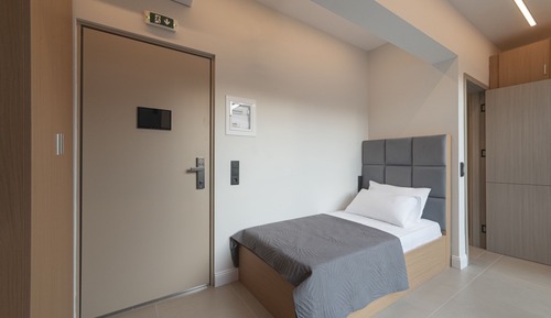 Deluxe Studio, 1 Twin Bed, Terrace