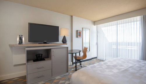 Standard Room, 2 Queen Beds, Accessible Bathtub, Non Smoking