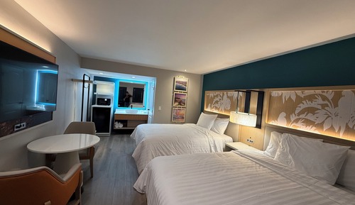 Standard Room, 2 Bedrooms, Non Smoking, Microwave