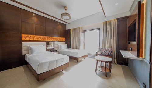 Signature Twin Room