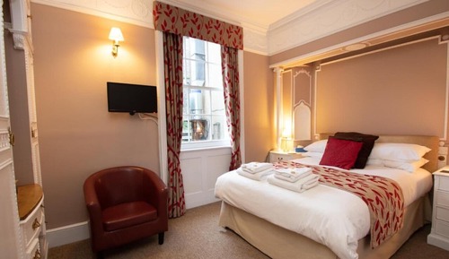 Classic Double Room